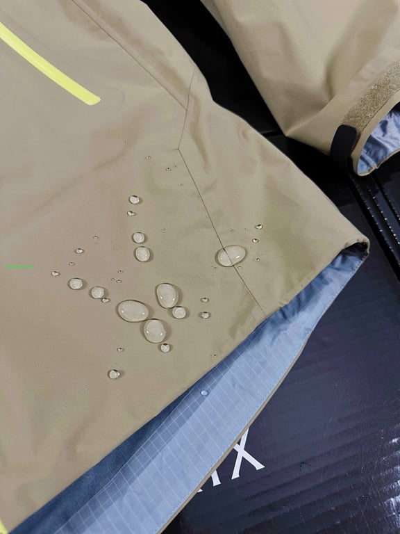 Arc'teryx Beta Lightweight Jacket Tan Yellow - 11
