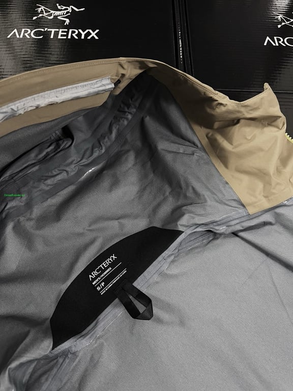 Arc'teryx Beta Lightweight Jacket Tan Yellow - 16