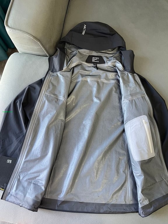 Arc'teryx Beta SL Jacket Black - 24