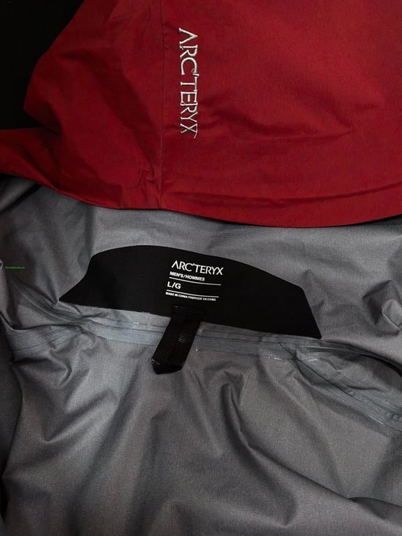 Arc'teryx GORE-TEX Paclite Plus Shell Jacket Red - 18