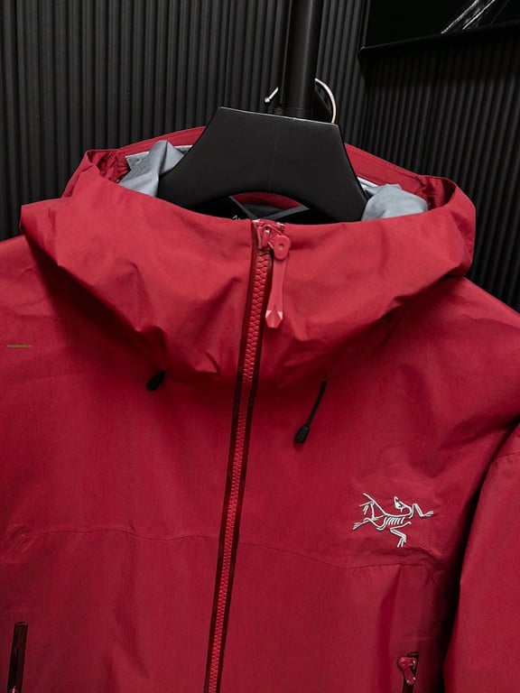 Arc'teryx GORE-TEX Paclite Plus Shell Jacket Red - 23