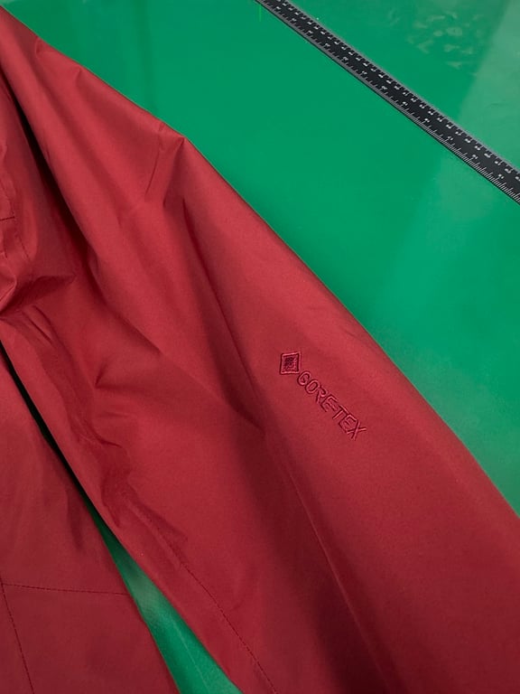 Arc'teryx GORE-TEX Paclite Plus Shell Jacket Red - 4