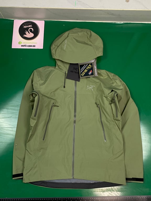 Arc'teryx Gore-Tex Shell Jacket Green - 11