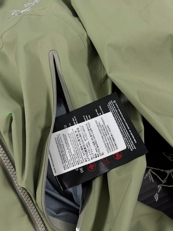 Arc'teryx Gore-Tex Shell Jacket Green - 16