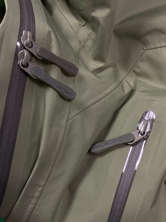 Arc'teryx Gore-Tex Shell Jacket Green - 3