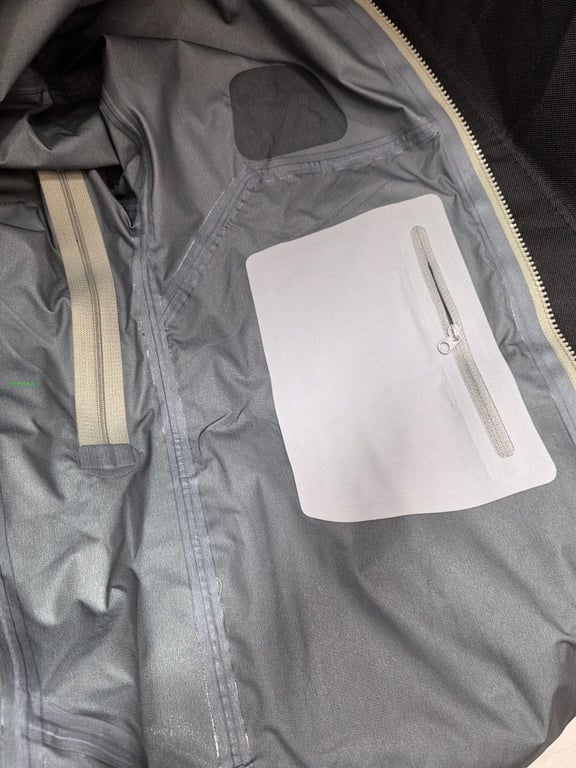 Arc'teryx Gore-Tex Shell Jacket Green - 25