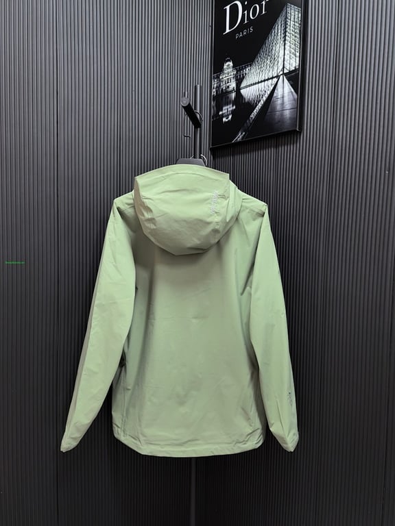 Arc'teryx Gore-Tex Shell Jacket Green - 31