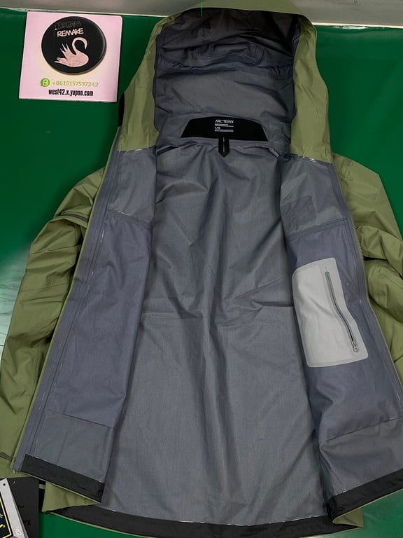 Arc'teryx Gore-Tex Shell Jacket Green - 5