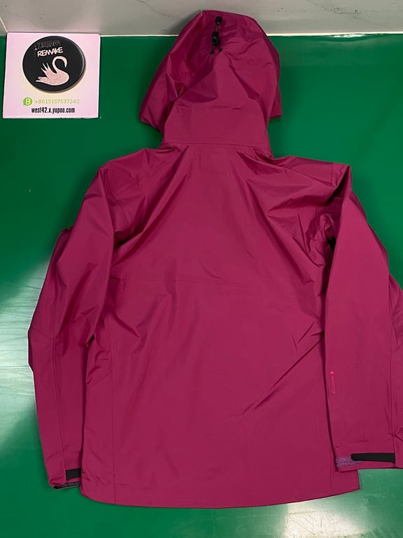 Arc'teryx Gore-Tex Paclite Plus Jacket Rose Red - 10