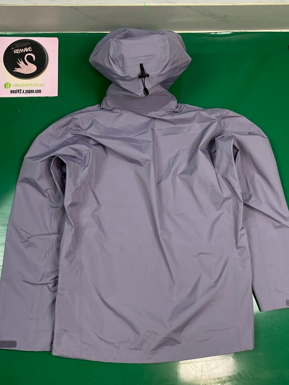 Arc'teryx Beta Lightweight Jacket Purple - 2