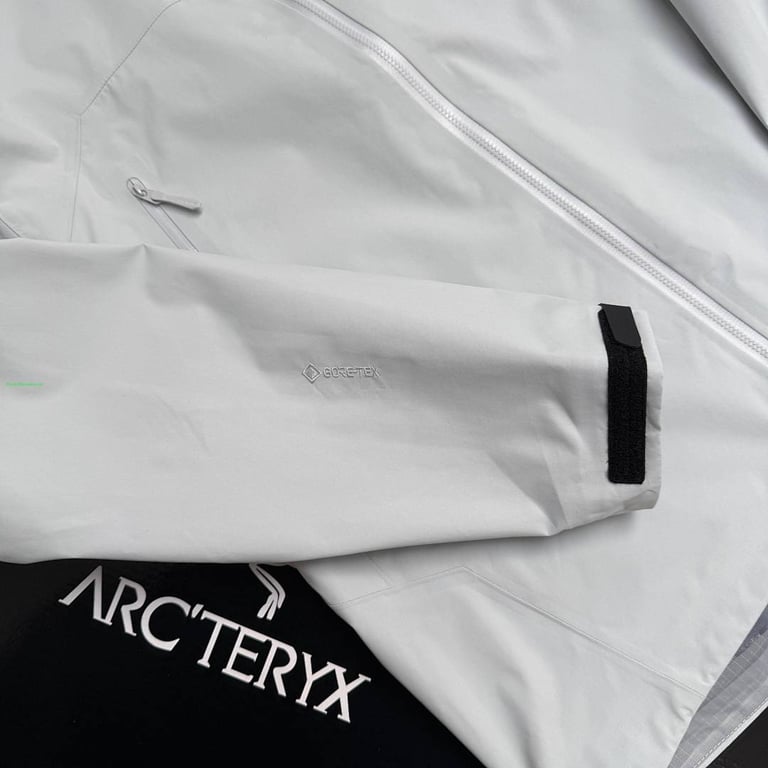 Arc'teryx Sawyer Coat White - 8