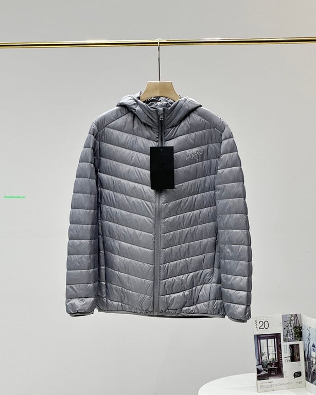 Arc'teryx Lightweight Down Jacket - 7