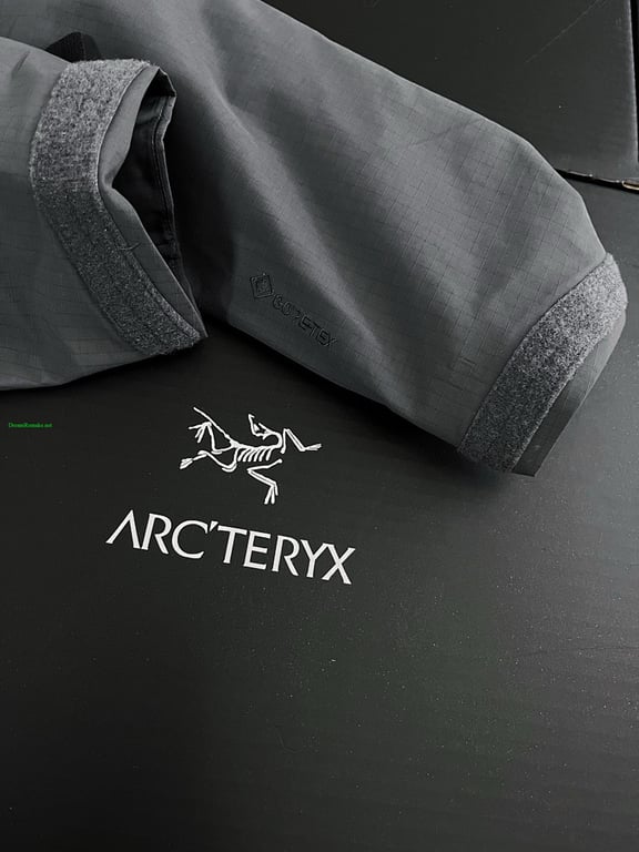 Arc'teryx LEAF Alpha Jacket Gen 2 - 7