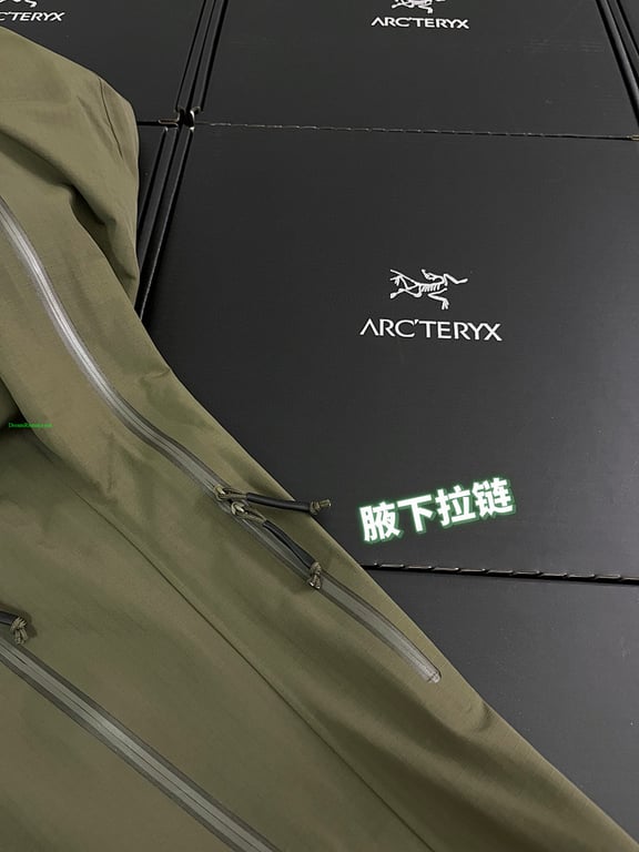 Arc'teryx LEAF Gen2 Jacket - 18