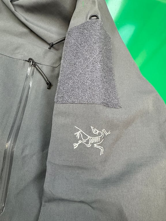 Arc'teryx LEAF Gen2 Jacket - 10