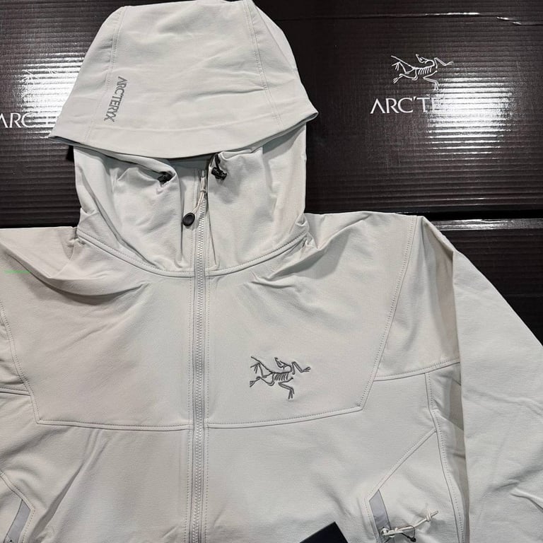 Arc'teryx Gamma Hoody - 16