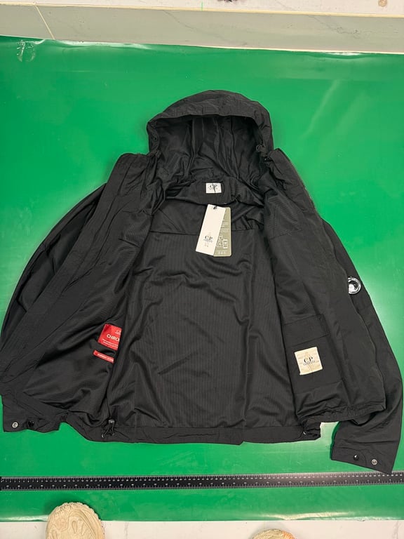 C.P. Company Chrome-R Hooded Jacket - 5