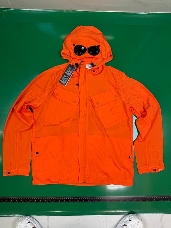 C.P. Company Chrome Goggle Jacket - 18
