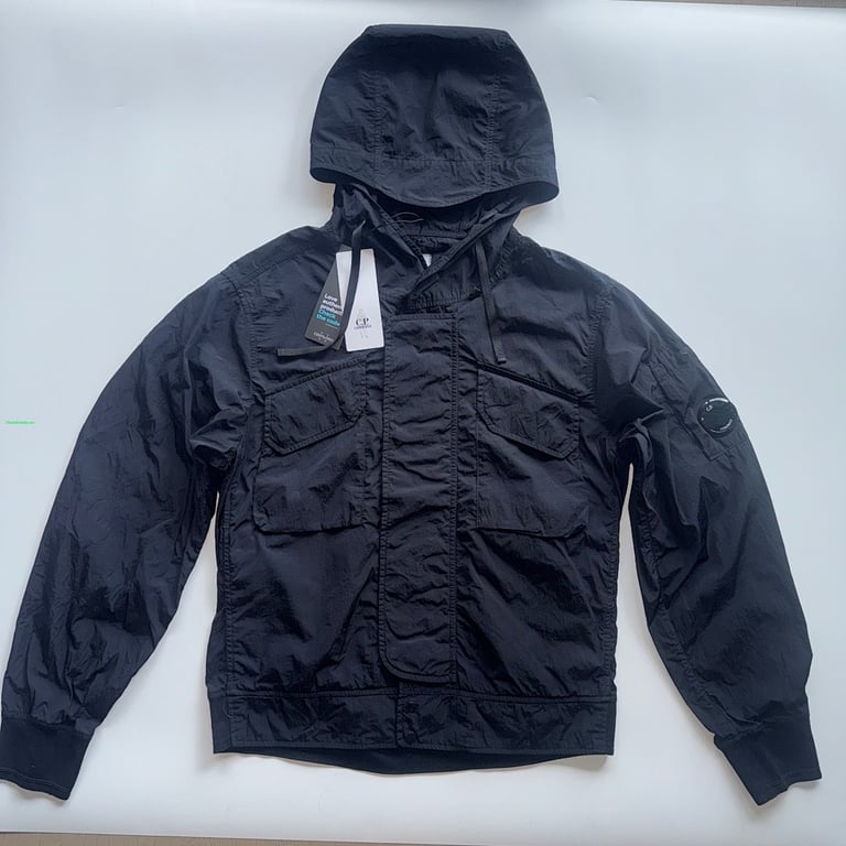 C.P. Company Chrome-R Hooded Lens Jacket - 13