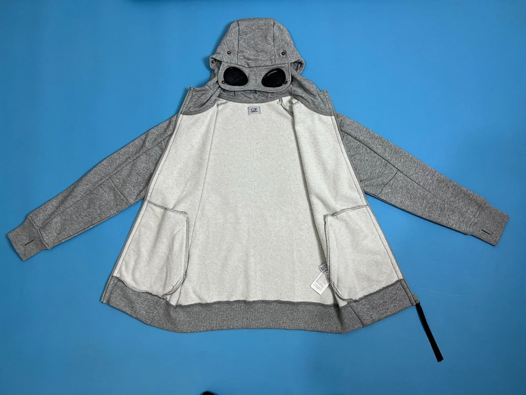 C.P. Company Venus Diagonal Goggle Zip Hoodie - 18