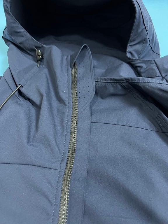 C.P. Company Pro-Tek Logo Plaque Hooded Jacket - 16