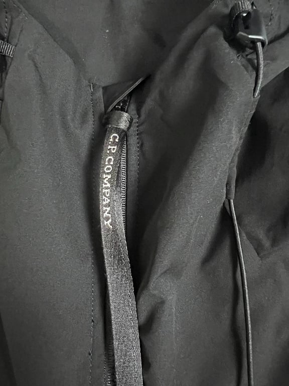 C.P. Company Pro-Tek Logo Plaque Hooded Jacket - 10