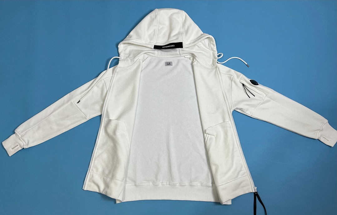 C.P. Company Mars Diagonal Zipper Hoodie - 26