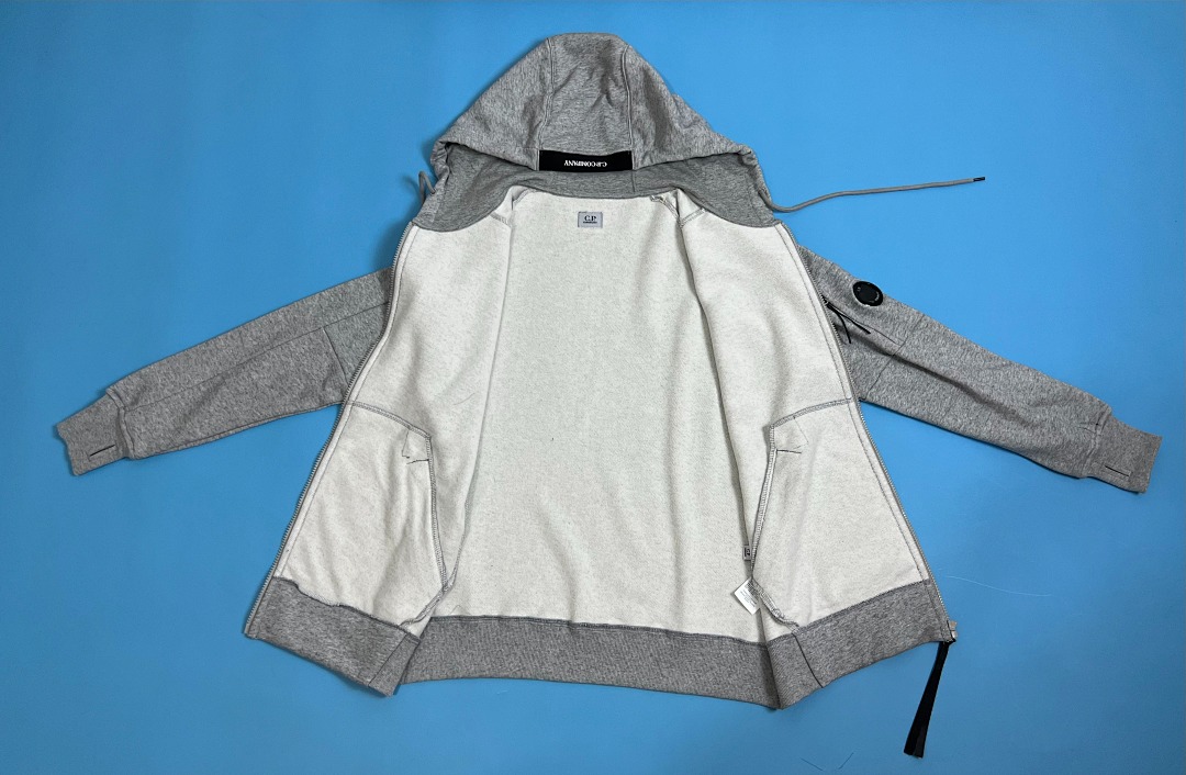 C.P. Company Mars Diagonal Zipper Hoodie - 32