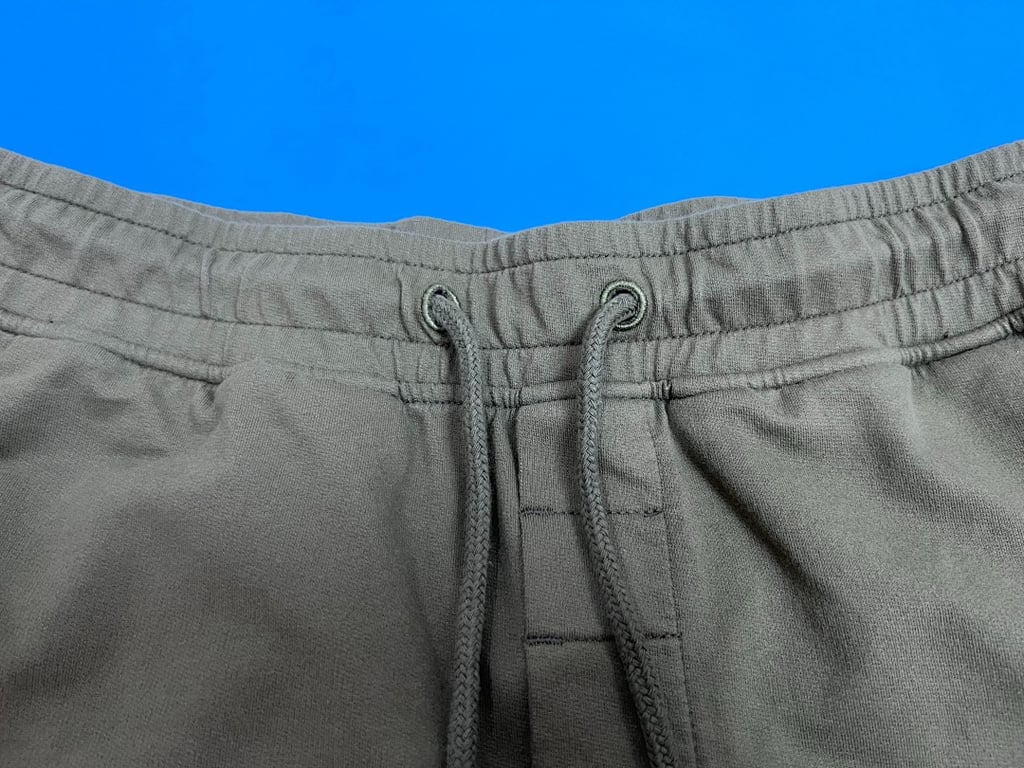 C.P. Company Saturn Light Fleece Shorts - 18