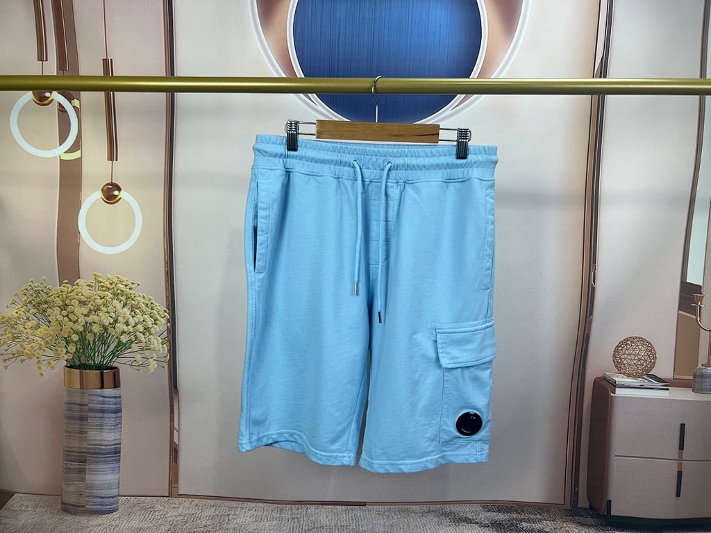 C.P. Company Saturn Light Fleece Shorts - 7