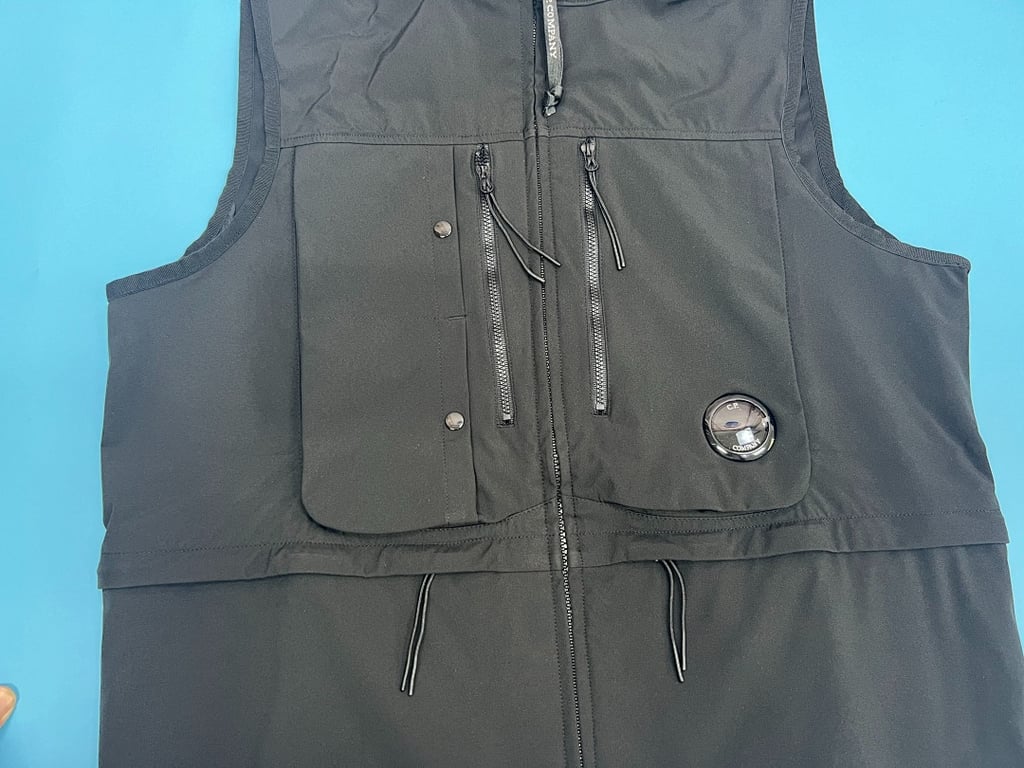 C.P. Company Shell-R Utility Vest Black - 12