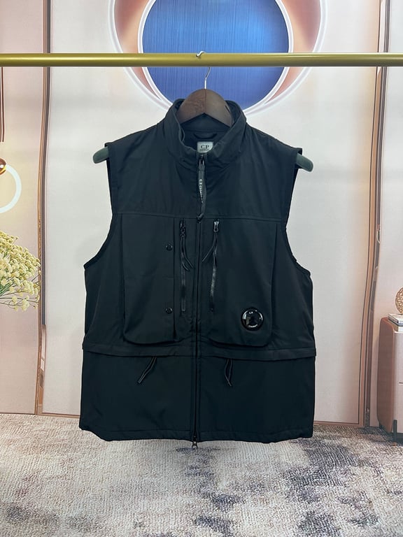 C.P. Company Shell-R Utility Vest Black - 4