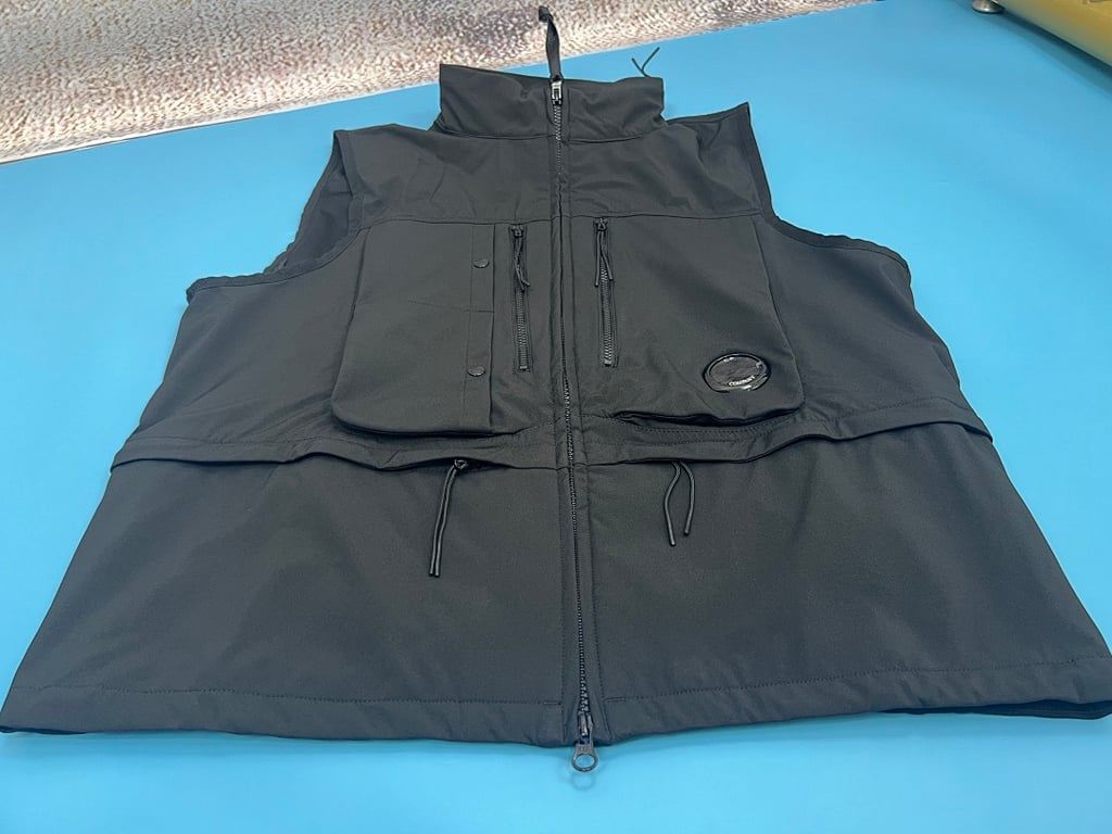 C.P. Company Shell-R Utility Vest Black - 7