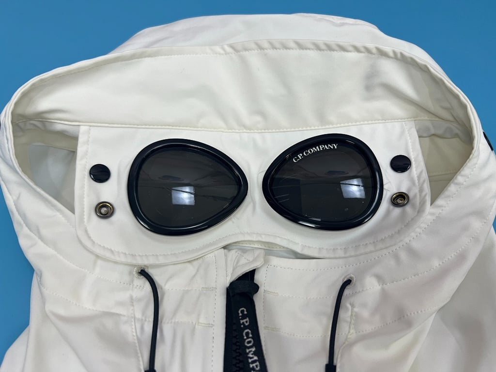 C.P. Company Shell-R Goggle Hood Jacket - 24