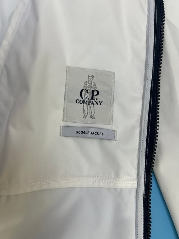 C.P. Company Shell-R Goggle Hood Jacket - 37