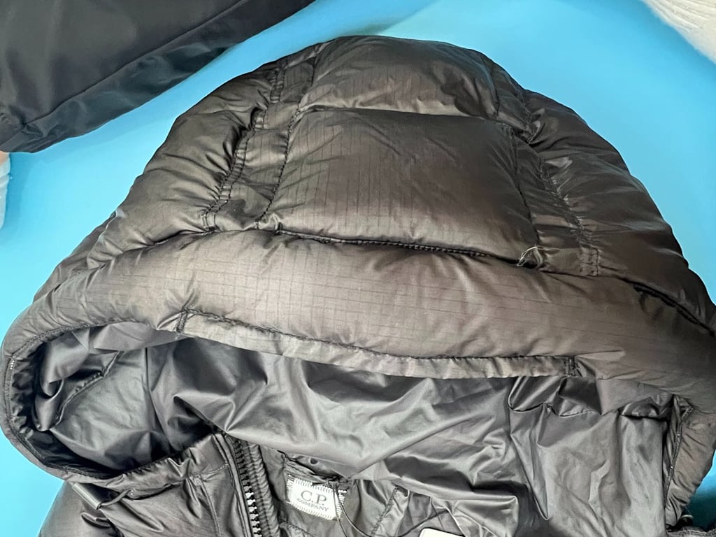 C.P. Company Quilted Ripstop Hooded Down Jacket Black - 24