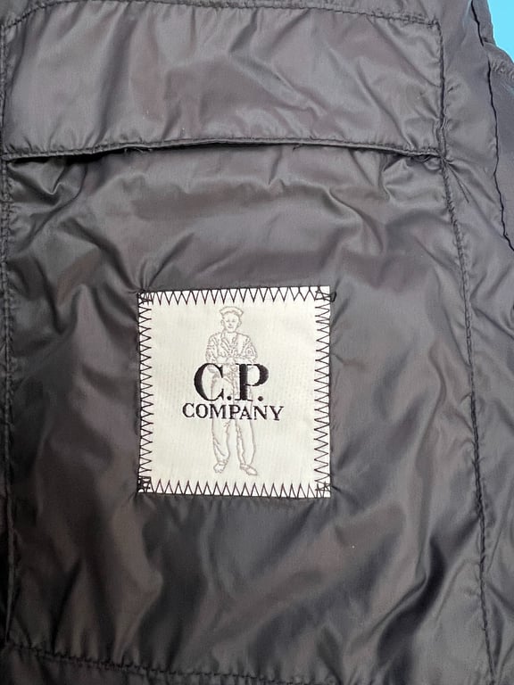 C.P. Company Quilted Ripstop Hooded Down Jacket Black - 34