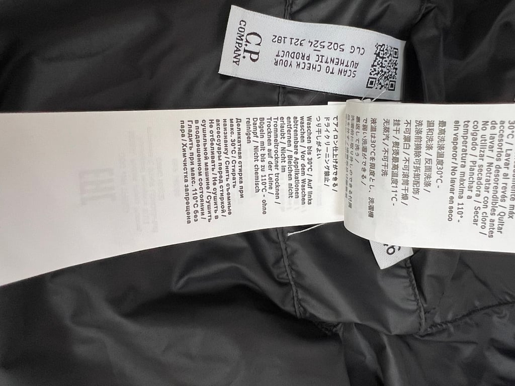 C.P. Company Quilted Ripstop Hooded Down Jacket Black - 39