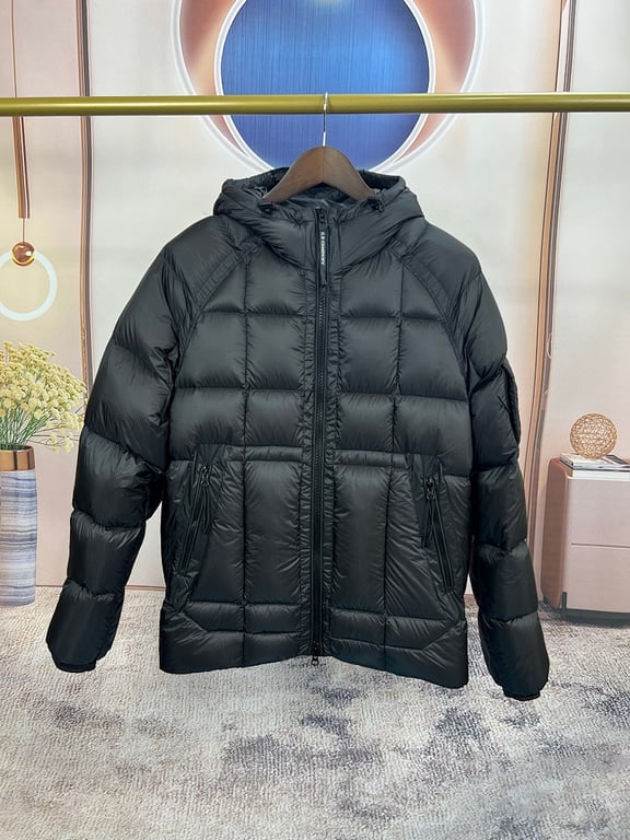 C.P. Company Quilted Ripstop Hooded Down Jacket Black - 9