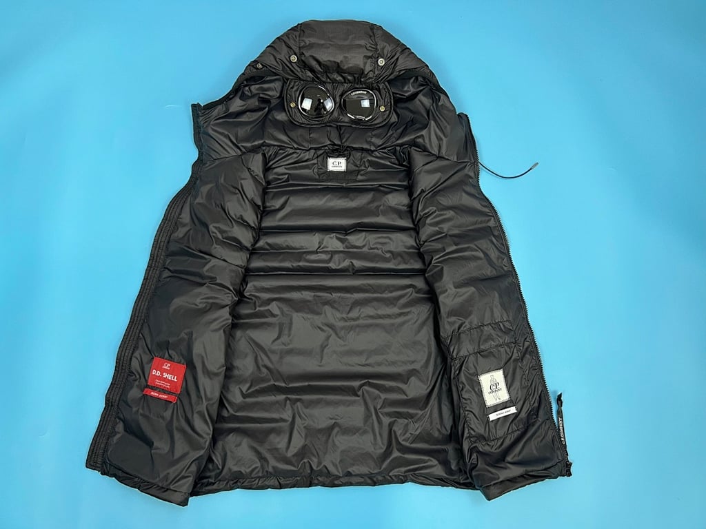 C.P. Company Quilted Goggle Hooded Down Gilet Black - 14