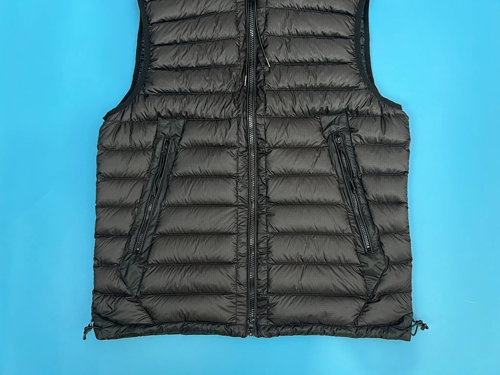 C.P. Company Quilted Goggle Hooded Down Gilet Black - 16