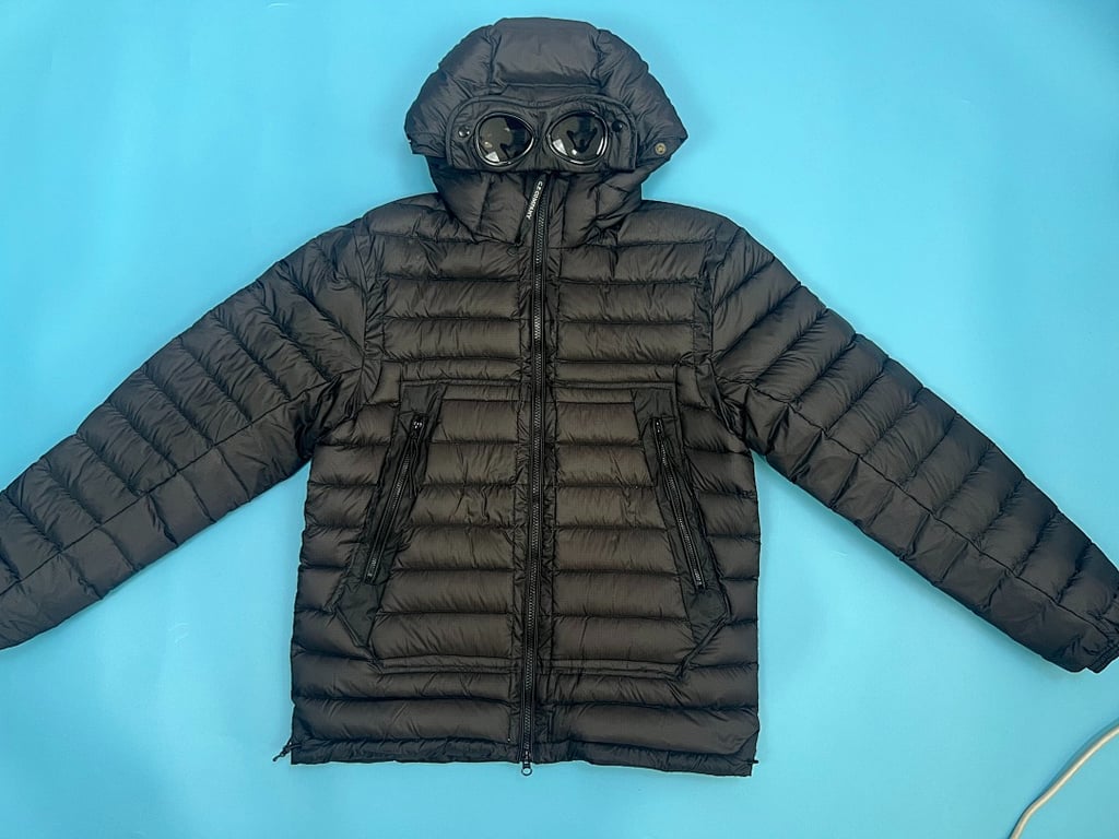 C.P. Company Goggle Hood Puffer Jacket Black - 14
