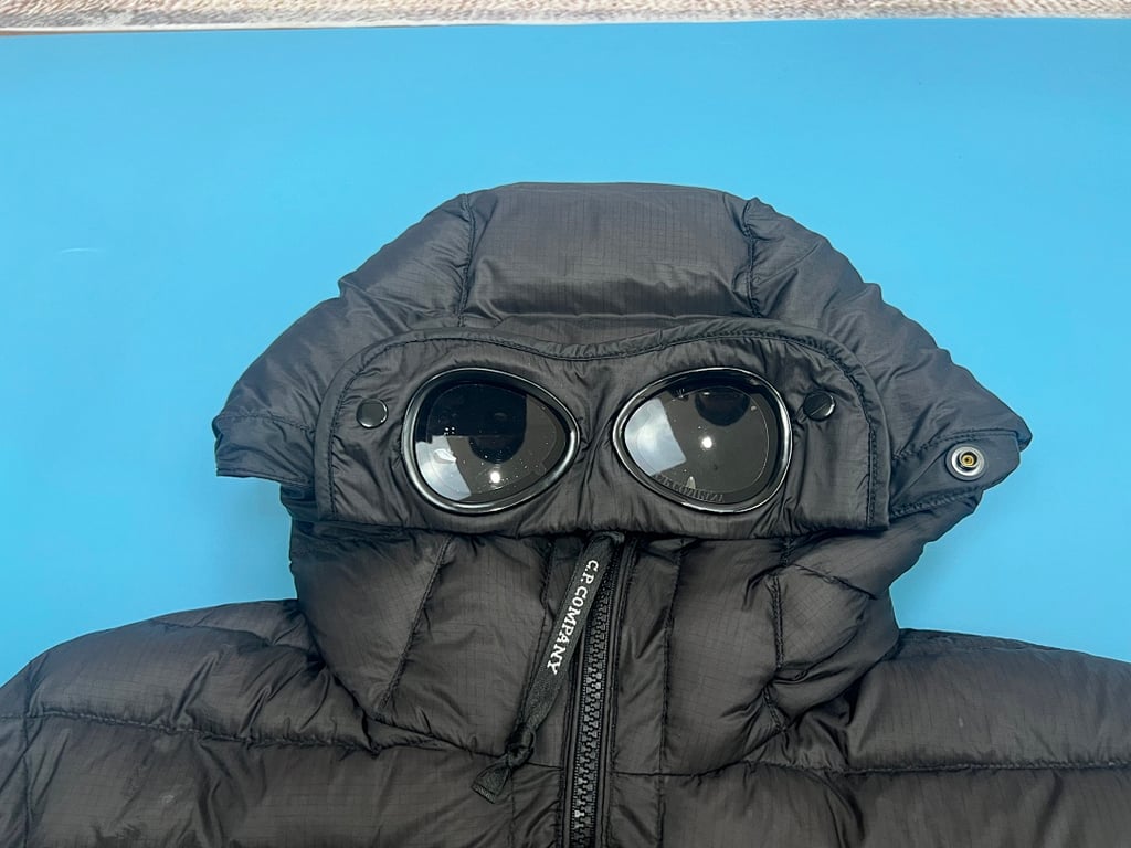 C.P. Company Goggle Hood Puffer Jacket Black - 22