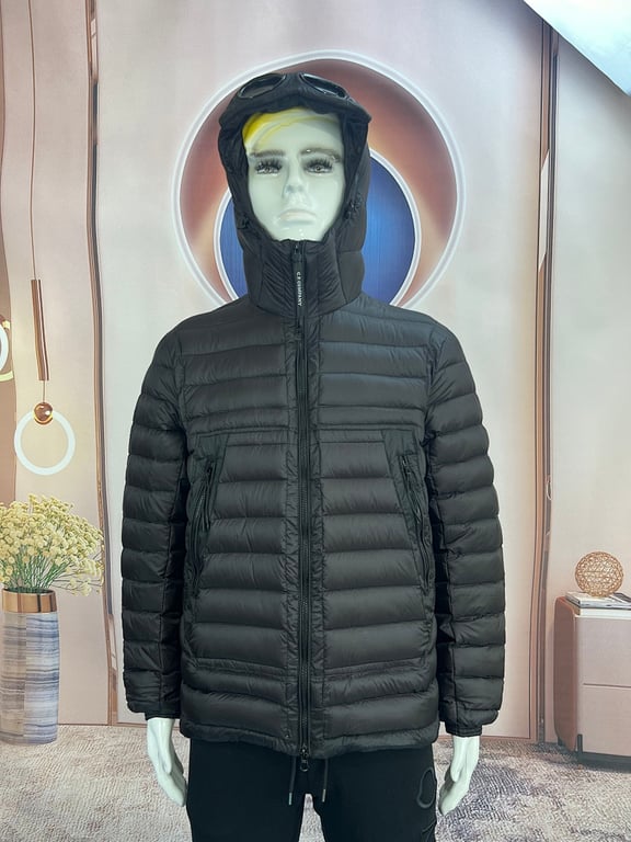 C.P. Company Goggle Hood Puffer Jacket Black - 4