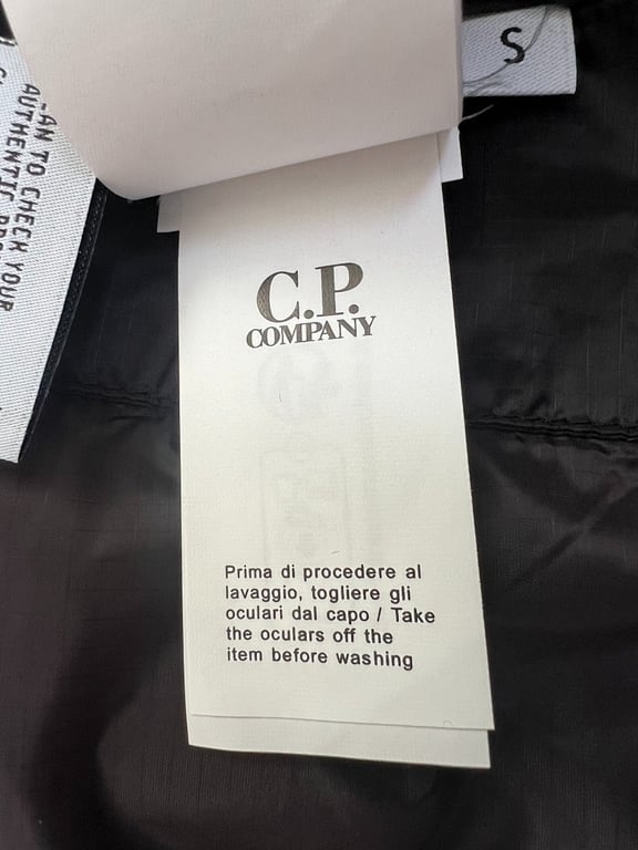 C.P. Company Nada Shell Jacket - 27