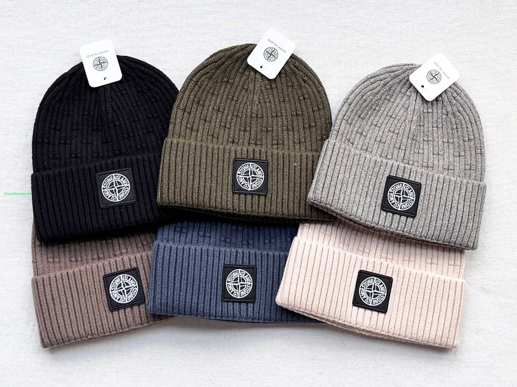 Stone Island Ribbed Beanie - 12