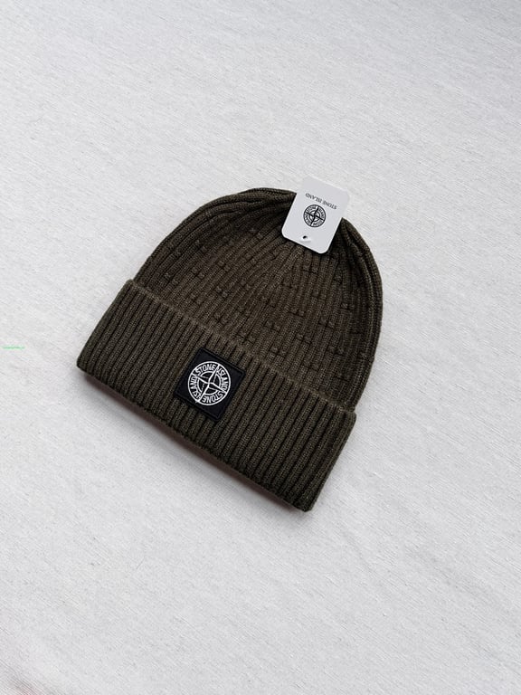 Stone Island Ribbed Beanie - 18