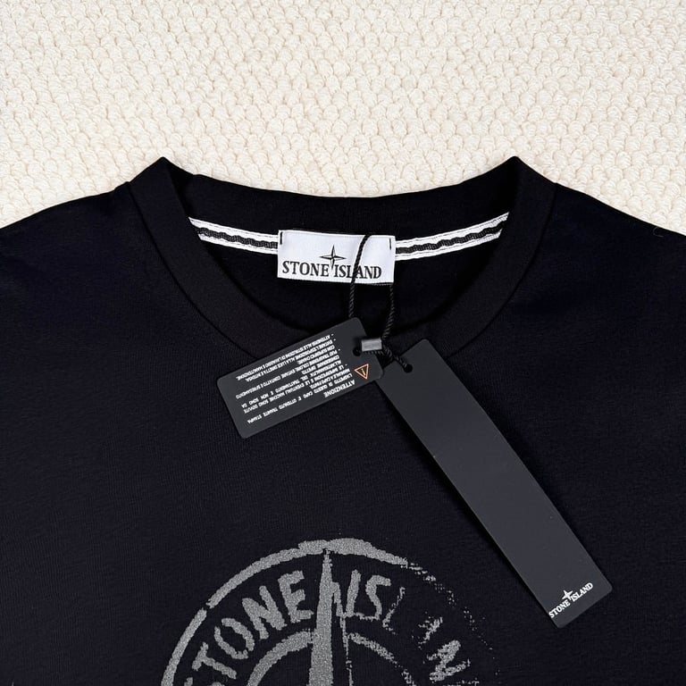 Stone Island Compass Logo Graphic T-Shirt Black - 8