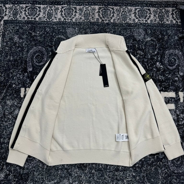 Stone Island 24SS Knitted Cardigan Cream - 18