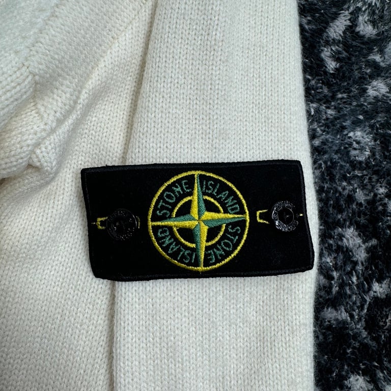 Stone Island 24SS Knitted Cardigan Cream - 21